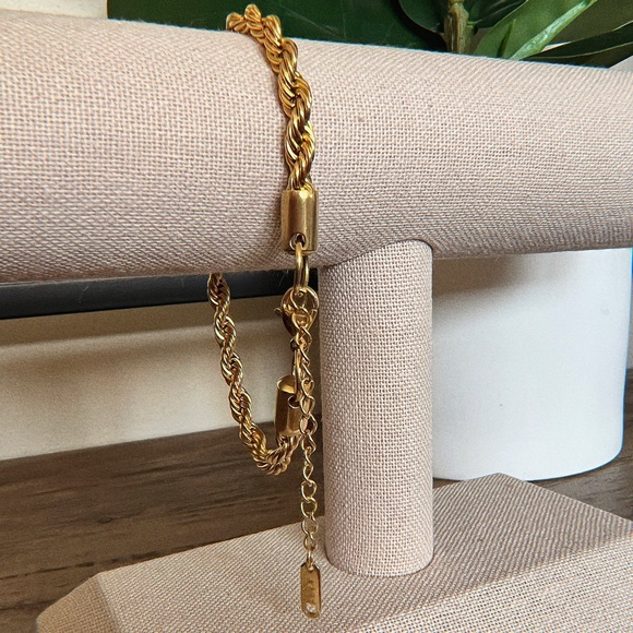 18k Gold Plated Rope Chain Bracelet - Picture 2 of 2